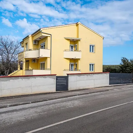 Apartament Sandra